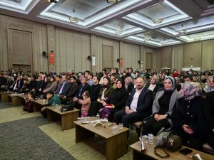 MİDYAT’TA RAMAZAN COŞKUSU: İLAHİLER VE ÇOCUK ŞENLİKLERİYLE UNUTULMAZ GECE