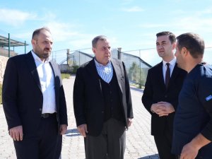 Midyat’ta Geçici Hayvan Barınağına Ziyaret Gerçekleştirdi