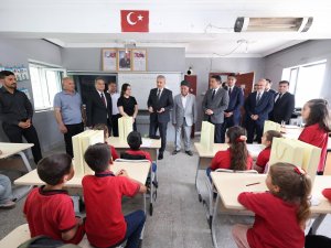 Mardin Valisi Akkoyun Kızıltepede ziyaretlerde bulundu