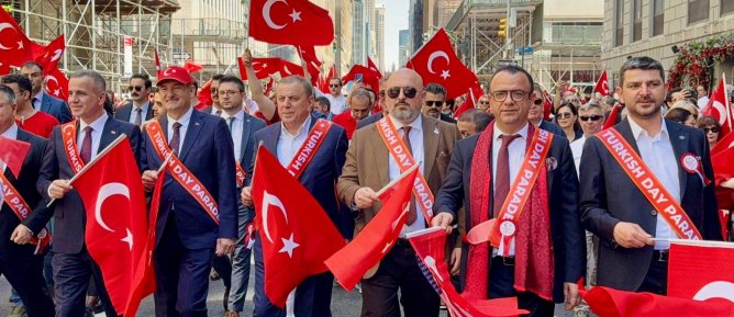 Başkanı Veysi Şahin 43. Geleneksel Türk Günü Yürüyüşü’ne Katıldı