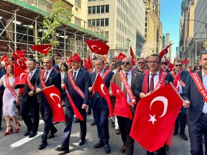 Başkanı Veysi Şahin 43. Geleneksel Türk Günü Yürüyüşü’ne Katıldı 