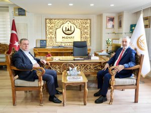 Irak Türkmen Cephesi ve Türkmen Bakan Başkanı Şahini makamında ziyareti