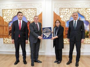 FATMA ŞAHİN’DEN MİDYAT BELEDİYESİNE ZİYARET