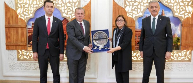 FATMA ŞAHİN’DEN MİDYAT BELEDİYESİNE ZİYARET