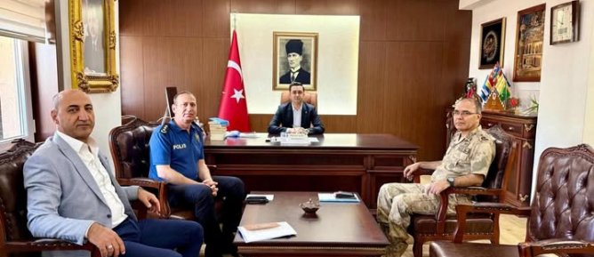 KAYMAKAM KAYA BAŞKANLIĞINDA ASAYİŞ VE BAYRAM TEDBİRLERİ TOPLANTISI YAPILDI