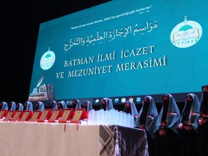 Velilerden medreselere tam destek: Toplumun önemli bir değeri