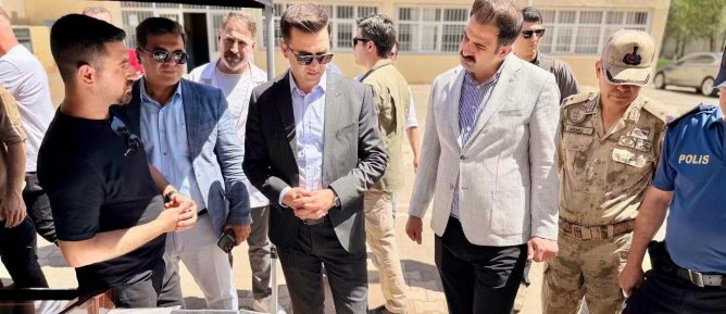 MİDYAT’TA GENÇ YETENEKLERİN YIL SONU SERGİSİ GÖZ KAMAŞTIRDI