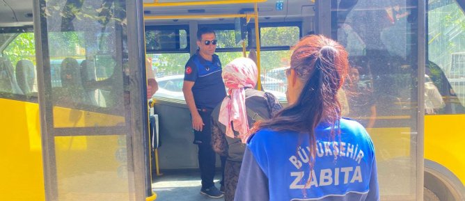 Büyükşehir Belediyesi Zabıta Ekiplerinden Toplu Taşıma Araçlarında Klima Denetimi