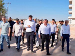 BAĞLAR MAHALLESİNDEKİ YOL ÇALIŞMALARINI YERİNDE İNCELEDİ