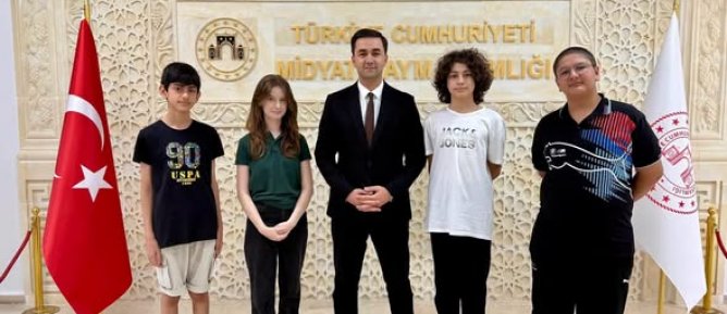 MİDYATTA LGS ŞAMPİYONLARI KAYMAKAM MEHMET KAYANIN KONUĞU OLDU