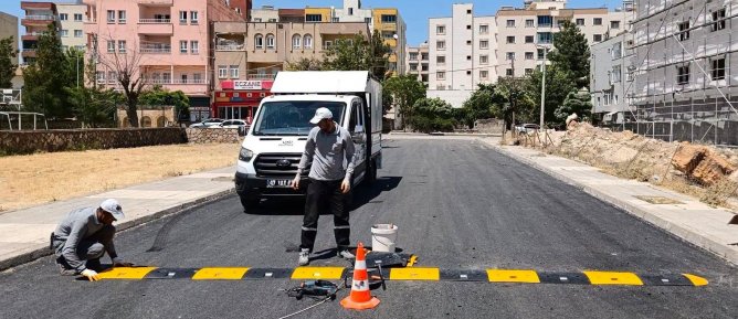 BAĞLAR VE YUNUS EMRE MAHALLELERİNDE TRAFİK ÇALIŞMALARI