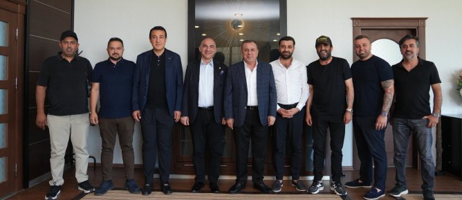 MARDİN 1969 SPOR YÖNETİMİNDEN BAŞKAN VEYSİ ŞAHİNE ZİYARET
