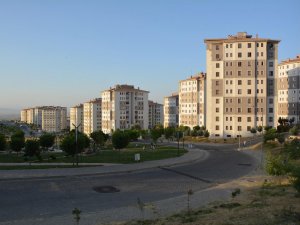 Batmanda şort yasağı tartışmasına site yönetiminden açıklama