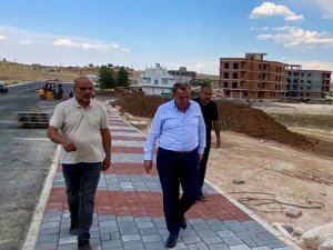 BAĞLAR MAHALLESİ’NDE HİZMET SEFERBERLİĞİ SÜRÜYOR
