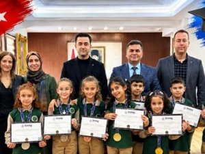 MİDYAT’IN BAŞARILI ÖĞRENCİLERİ MAKAMDA AĞIRLANDI