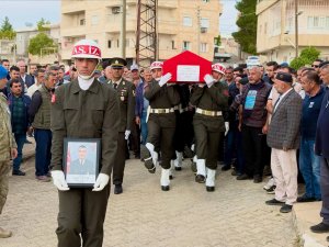 TOPÇU UZMAN ÇAVUŞ SELMAN TÜMTÜRK SON YOLCULUĞUNA UĞURLANDI