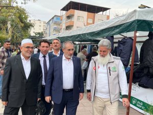 Diyanet-Sen yöneticilerinden Umut Kervanı kermesine ziyaret