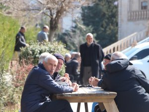Emekliye enflasyon farkına ek yüzde 5-10 refah payı verilmeli