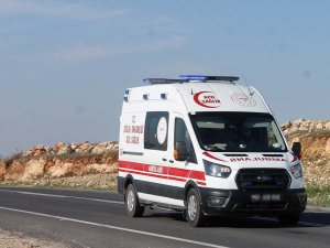 Şırnak’ta otobüs ile tır çarpıştı: Bir ölü, 14 yaralı