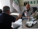 Diyarbakırlı hayırsever aracını Gazzeye bağışladı