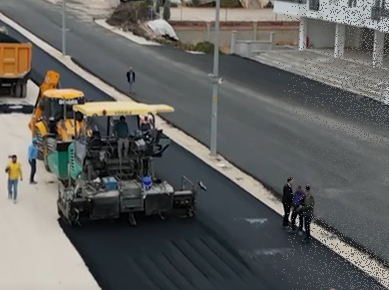MEHMET AKİF ERSOY CADDESİ’NDE ASFALTLAMA ÇALIŞMASI TAMAMLANDI